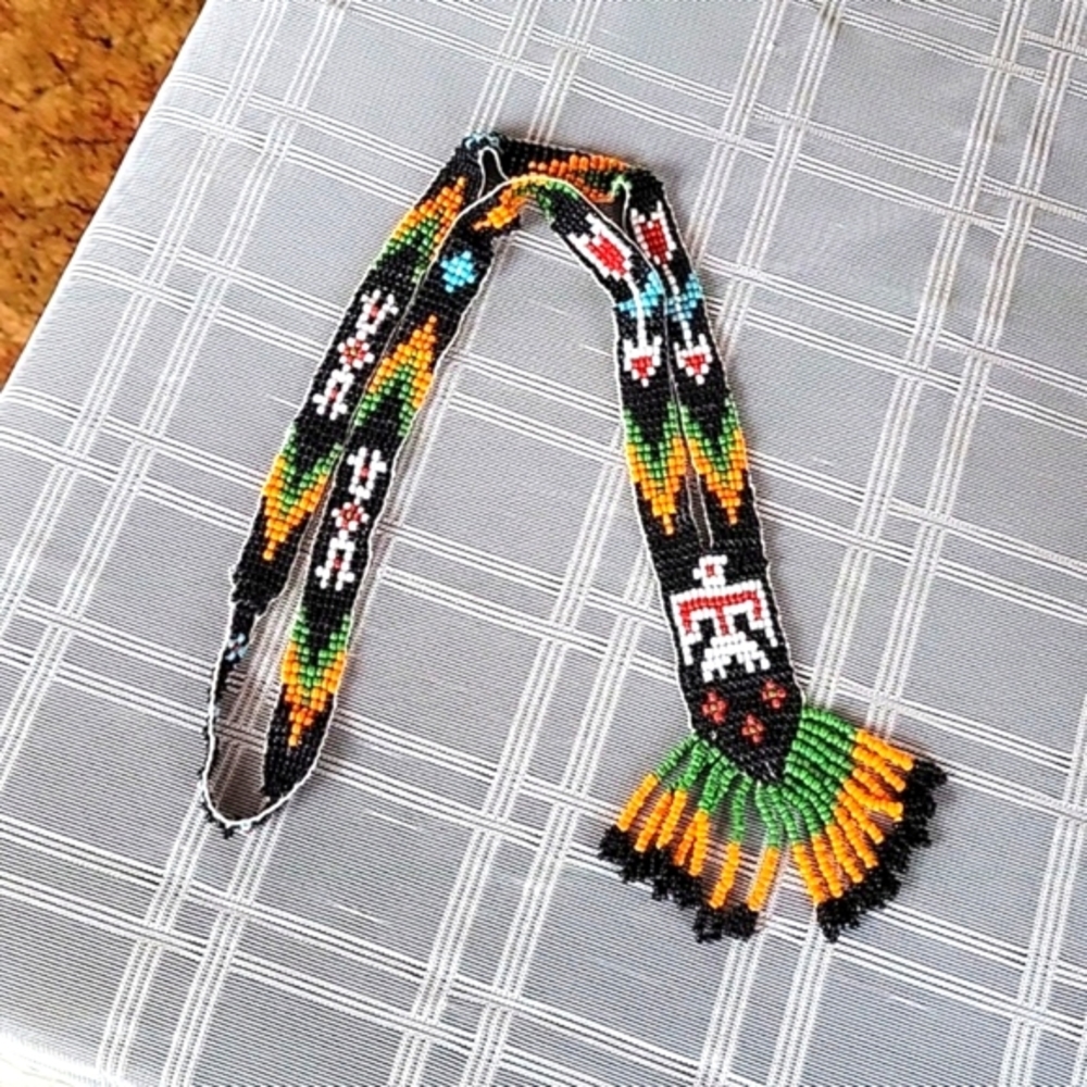Vintage Seed Bead Southwestern Necklace - 16"